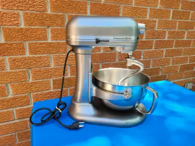 KitchenAid Professional 550 HD Stand Mixer-Very Good Condition, View more