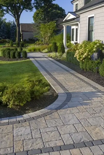 SPRING SPECIAL! RICHSCAPES LANDSCAPING in Interlock, Paving & Driveways in Mississauga / Peel Region - Image 3