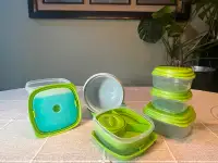 Food container set with freezable inserts 6 pieces