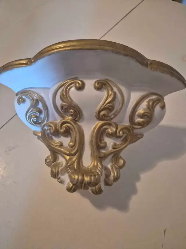 Decorative Shelf408078556039096322