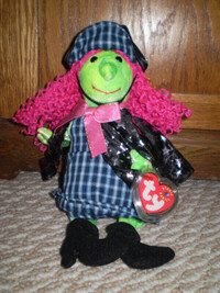 "SCARY" THE WITCH TY BEANIE BABY RETIRED Oct 25, 2000 w tag