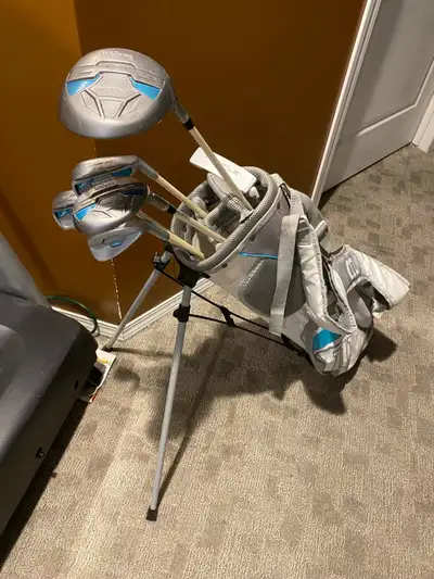 Wilson Profile Junior Golf Set, View more