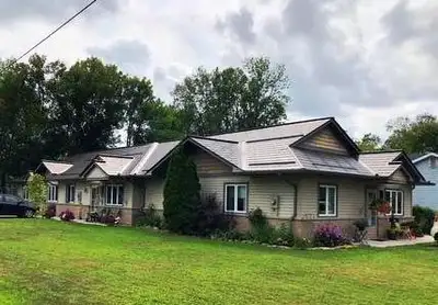 SPACIOUS AND BRIGHT 2 BED/1 BATH APARTMENT FOR RENT IN WESTPORT