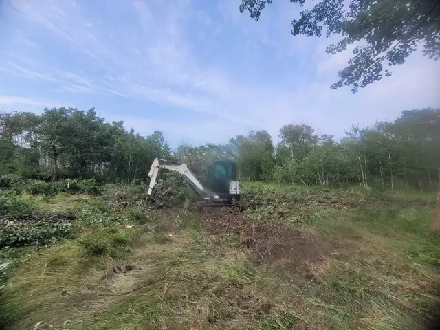 Mini excavator services531645836790353928