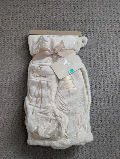 Brand NEW - Lullaby Luxury Blanket and Stocking Stuffer, View more