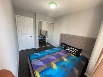 Room for rent available- In sharing
