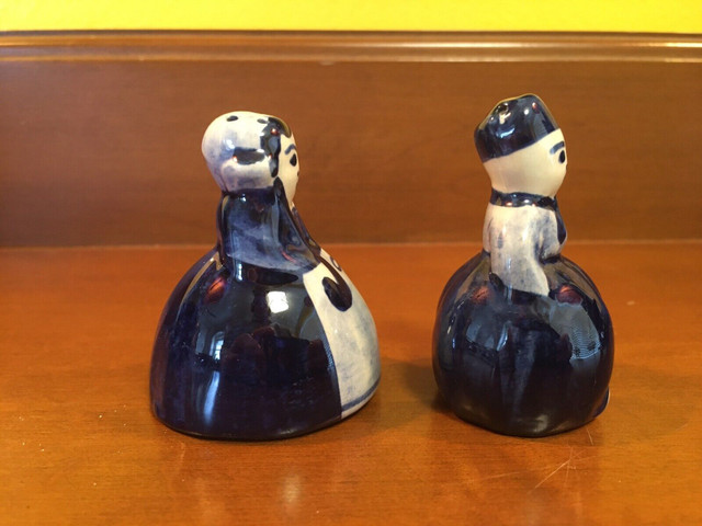 Antique Royal Delft Holland S&P Shakers Man & Women in Arts & Collectibles in Oshawa / Durham Region - Image 4
