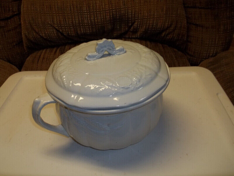 Antique Chamber Pot And Cover., used for sale  