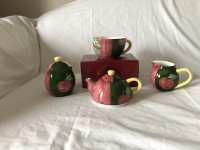 New Country Inn Collections Tea set. 