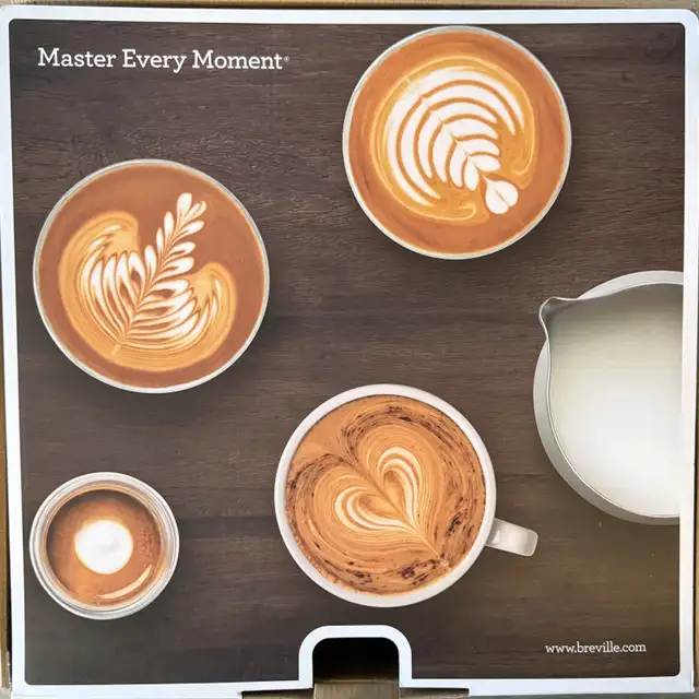 Breville Barista Express Espresso Machine in Coffee Makers in Oakville / Halton Region - Image 9