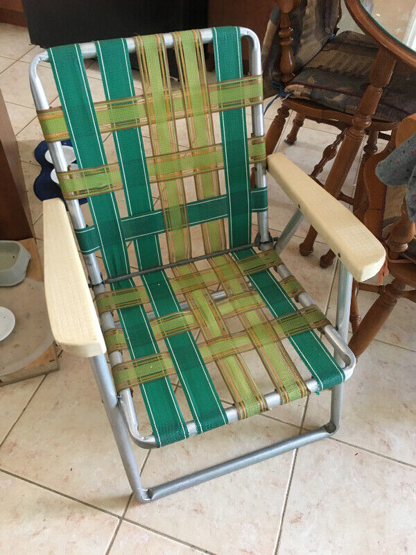 Antique Aluminum latted lawn chair/chaise ‘60’s aluminium verte dans Mobilier pour terrasse et jardin  à Longueuil/Rive Sud