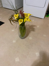 fake flower arrangement