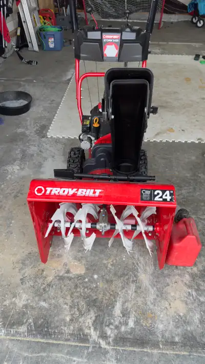 Troy built storm 2425 24” self propelled snowblower , View more