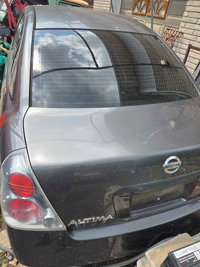 2005 Nissan Altima for sale in Cars & Trucks in Sudbury - Image 2