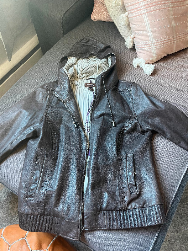 Woman’s leather jacket in Women's - Tops & Outerwear in Downtown-West End