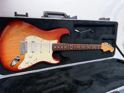 Fender American Standard Strat, View more