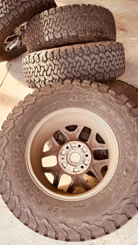 Bronco off Road tires BFG KO2 285 70 R17 for sale