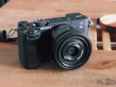 Sony 40mm f2.5, View more