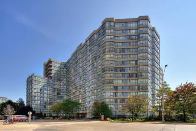 Spacious 1 Bedroom Available in Large 2-Bedroom Condo, Prime Location Near Celebration Square/Square...