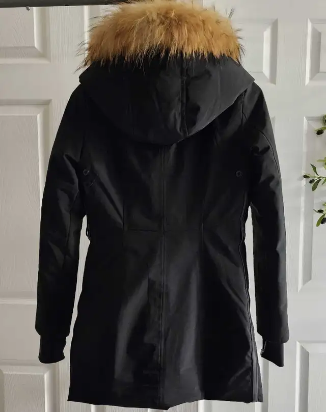 RUDSAK Women's Down Parka XS | Fur Trim Winter Coat in Women's - Tops & Outerwear in Markham / York Region - Image 6