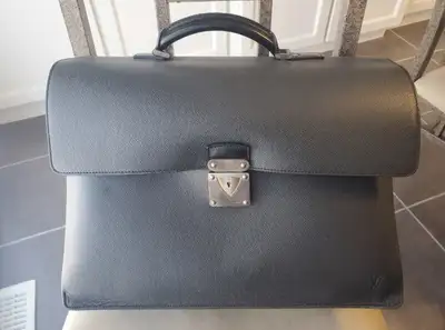 Louis Vuitton Neo Robusto Epi Briefcase, View more