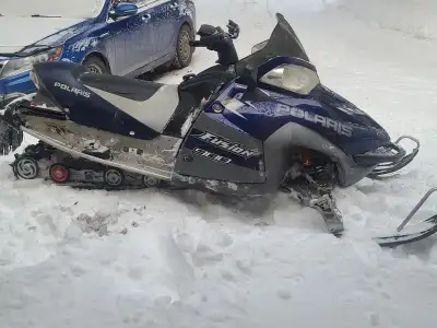 Polaris fusion 900 2005 50e anniversaire machine toujours entretenu pont changer suspension avant au...