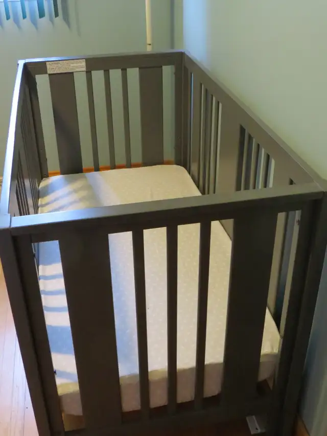 lit  pour enfant in Beds & Mattresses in Longueuil / South Shore - Image 2