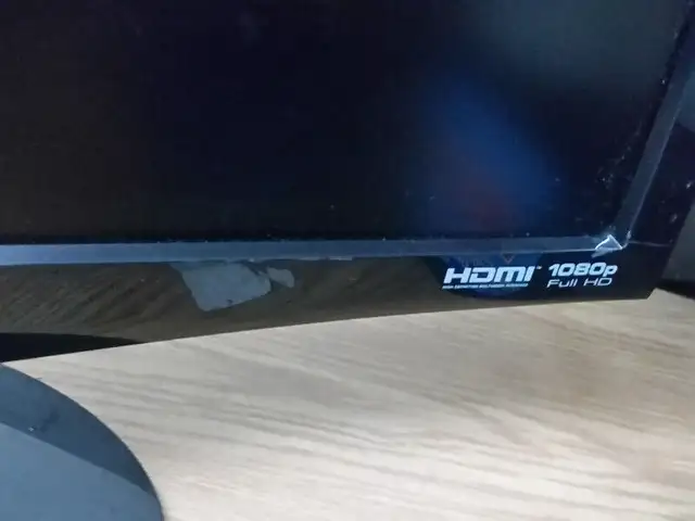 viewsonic vx2739wm full hd 1080p with hdmi also 22 inch monitors in Other in City of Montréal - Image 3