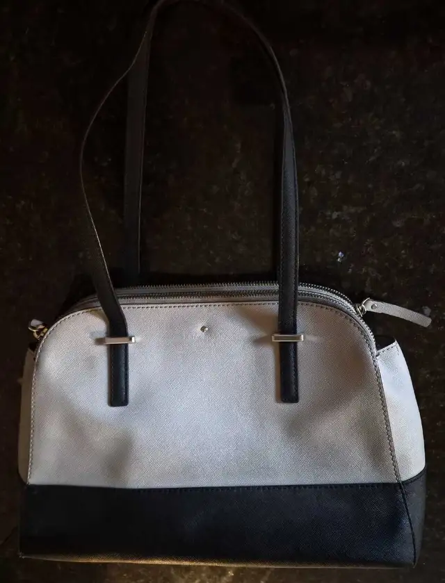 Small Designer Purses in Women's - Bags & Wallets in Ottawa - Image 3