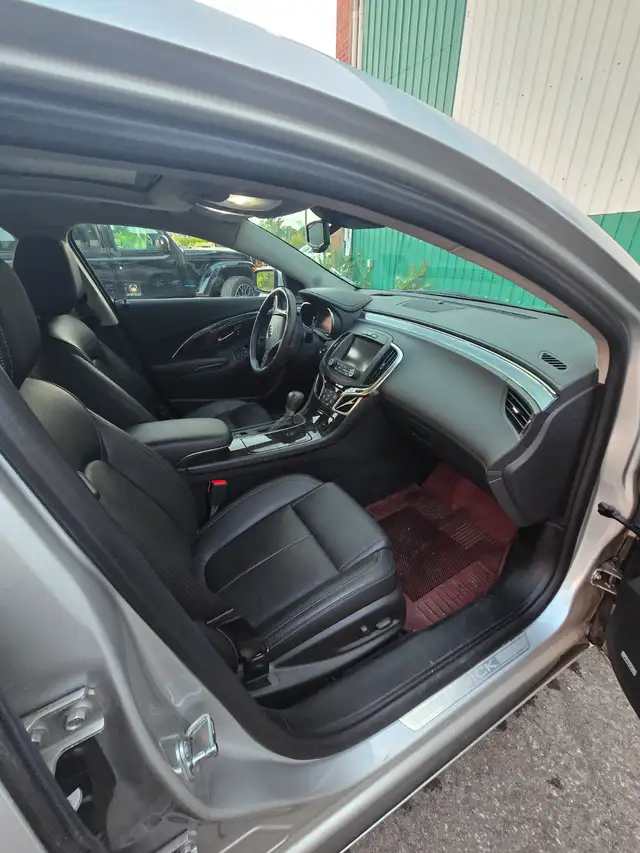 BUICK LACROSSE 2016 PREMIUM I FWD in Cars & Trucks in City of Montréal - Image 11