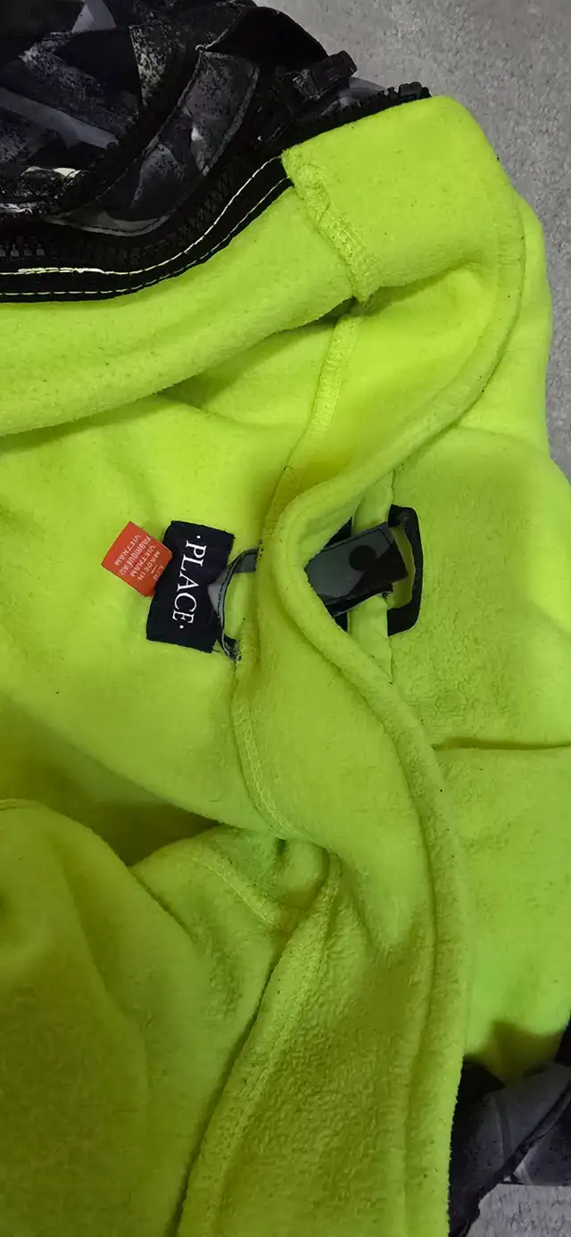 Kids winter jackets in Kids & Youth in Markham / York Region - Image 7