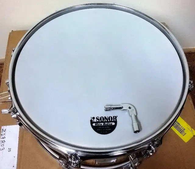 13" Sonor Benny Greb V1 signature snare. New condition. in Drums & Percussion in St. Catharines - Image 4