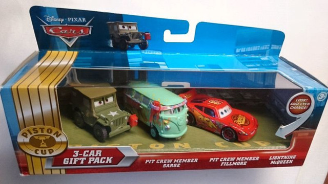 DISNEY PIXAR CARS GIFT PACK MCQUEEN SARGE FILLMORE DIE CAST CARS in Arts & Collectibles in Mississauga / Peel Region