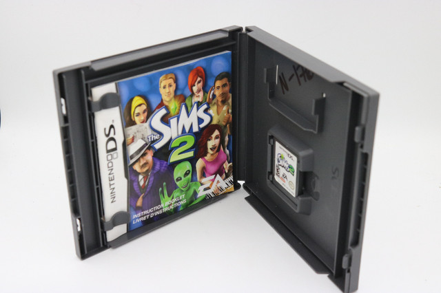 Sims 2 for Nintendo DS (#156) in Nintendo DS in City of Halifax - Image 3