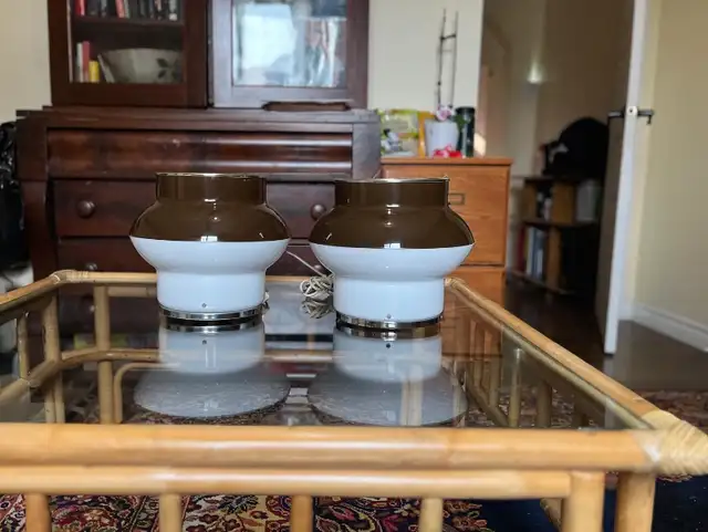 Pair of guzzini style mcm space age lamps lampes vintage in Indoor Lighting & Fans in City of Montréal - Image 5