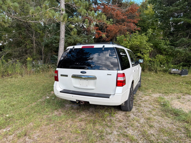 2012 Ford Expedition Limited - Nearly New 5.4L V8 Ford Engin in Cars & Trucks in Oakville / Halton Region - Image 2