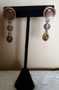 ORNATE STUD PIERCED EARRINGS WITH COMFORTABLE EARNUT BACKS