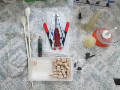 Wine making equipment, corker, bottle washer, corks, siphon etc $25 - corker alone is worth over 25...