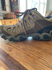 Oboz hiking shoes size 37/6.5