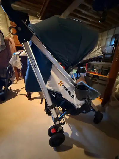 Uppababy G-Luxe , View more