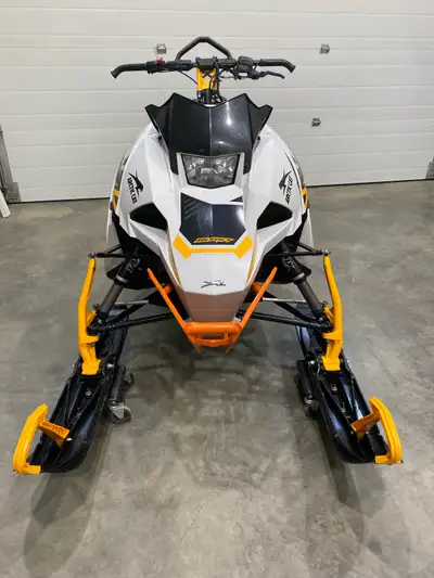 2023 Arctic Cat Blast M 4000 LTD. Fox float 3 air shocks. Bumper. Exhaust can. Electric start. 146”...