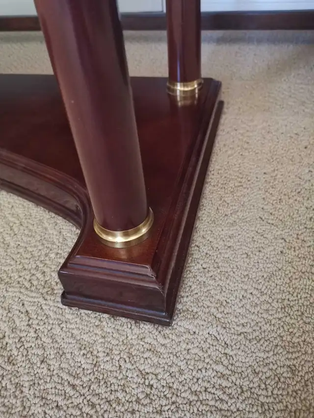 Beautiful and strong solid wood console table, real marble top in Other Tables in Markham / York Region - Image 5