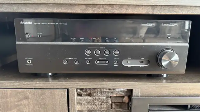 Yamaha Home Theater System...Excellent Quality417316184943513603