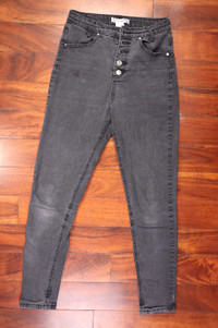 ReVamped Black Buttoned Stretchy Jeggings Women's 5
