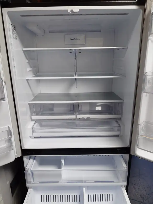 LG "36" Black Stainless Steel French Door Fridge on Sale‼️ in Refrigerators in Norfolk County - Image 7