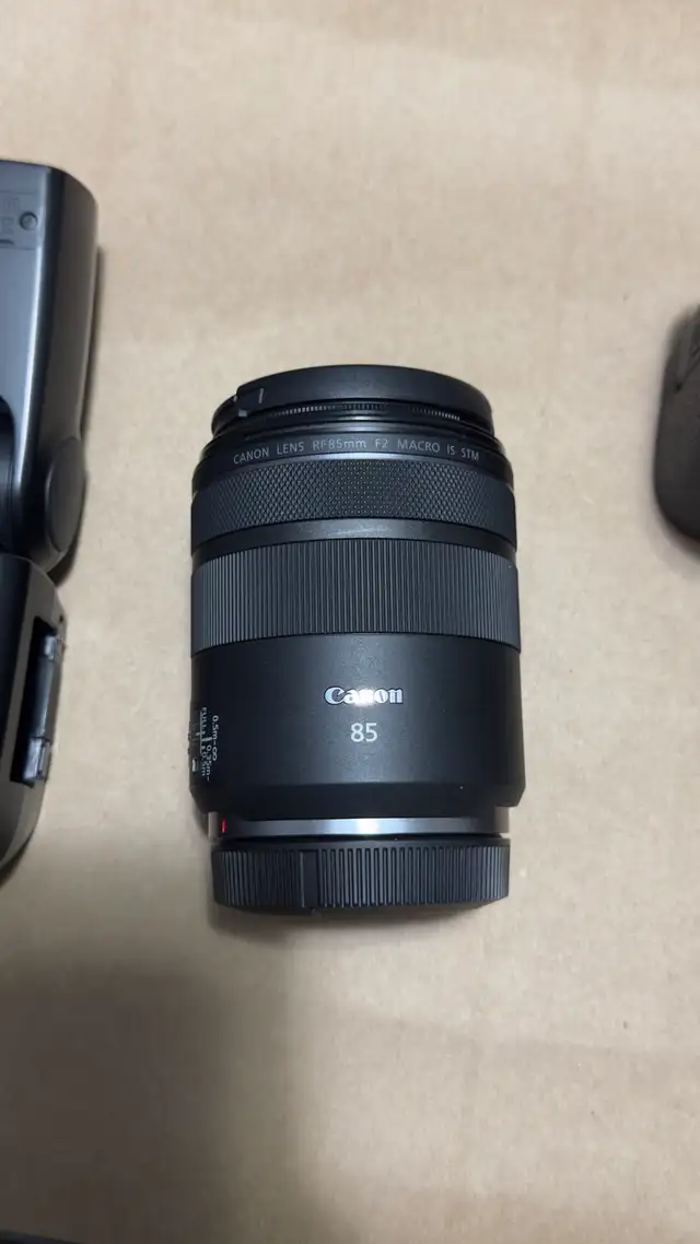 Canon RF Lenses - For Sale | Cameras & Camcorders | Mississauga / Peel ...