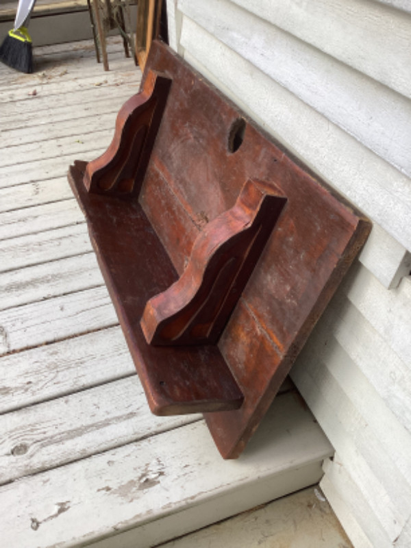 Old barn board shelf in Bookcases & Shelving Units in City of Toronto