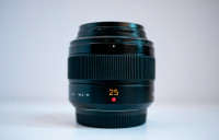 Panasonic Leica DG Summilux 25mm f/1.4 ASPH Lens
