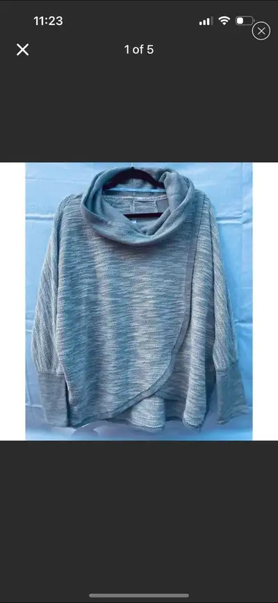 New With Tags Extra Large Oversized Light grey/silver and white in colour Underarm to underarm: 29”...