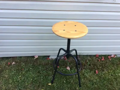 BANC EN BOIS ET MÉTAL TABOURET HAUTEUR 27 POUCE IKEA, View more